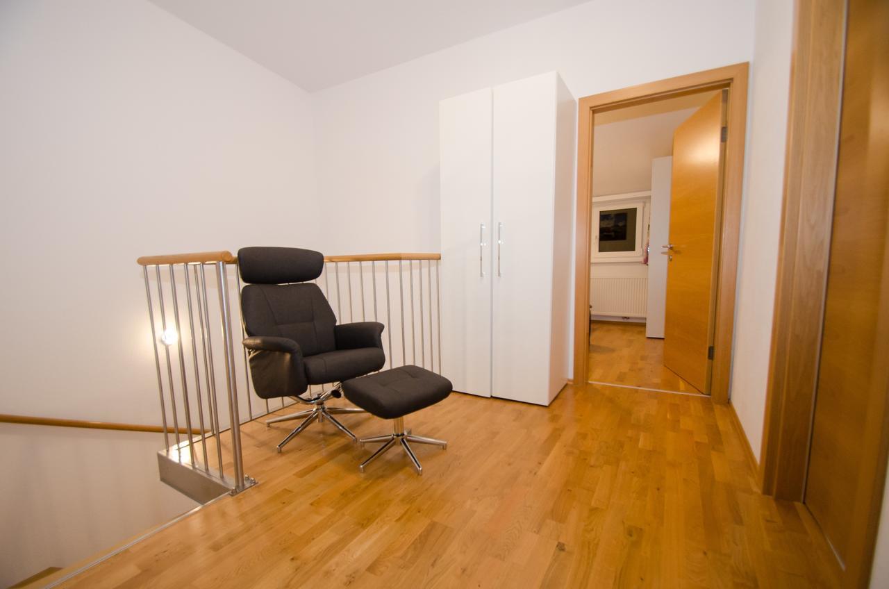 Penthouse Seven By All In One Apartments Zell am See Exterior photo