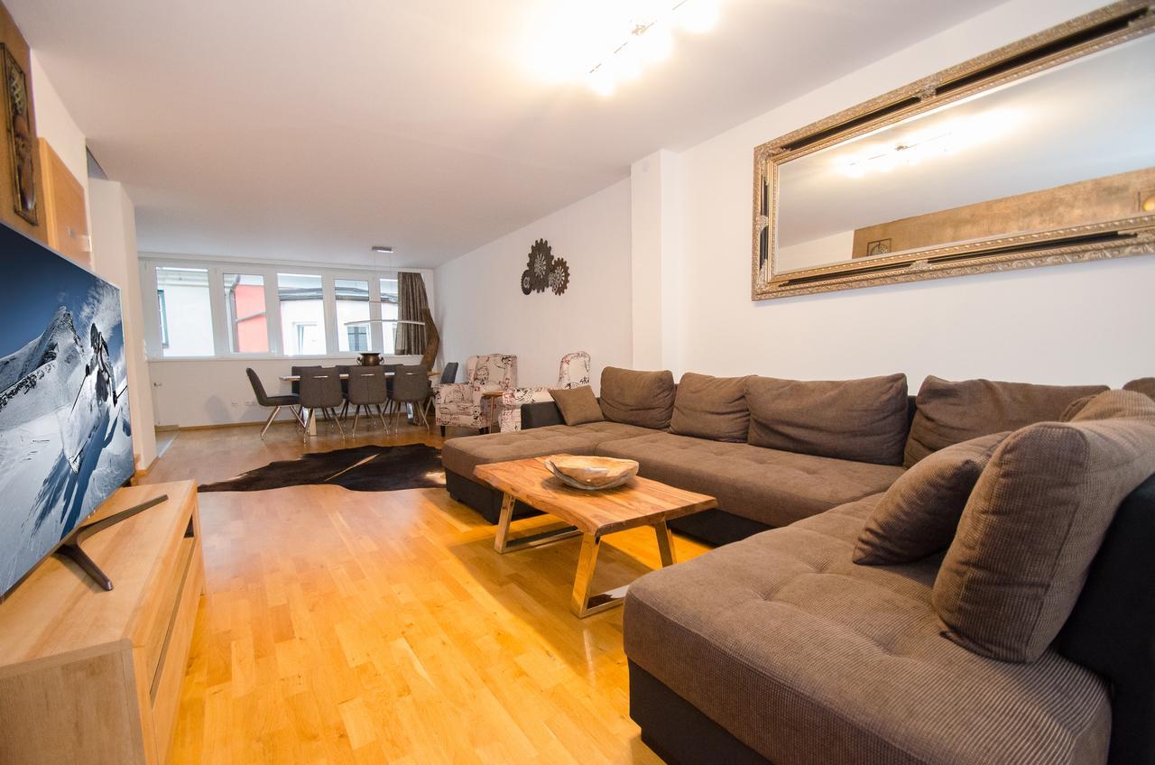 Penthouse Seven By All In One Apartments Zell am See Exterior photo